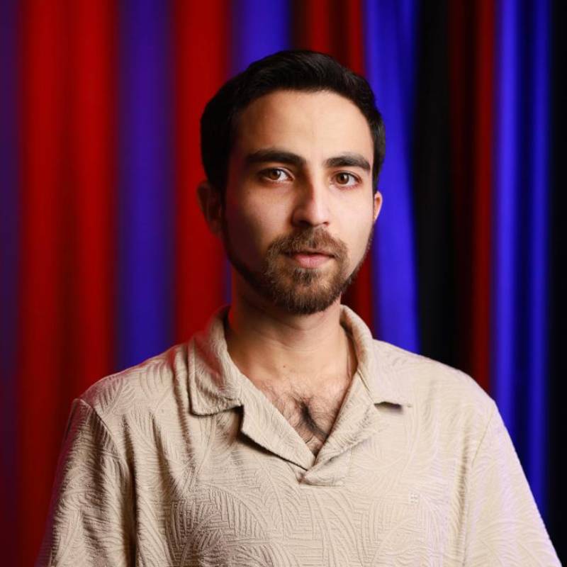 Kodlama + Tasarım + Pazarlama fotoğrafı